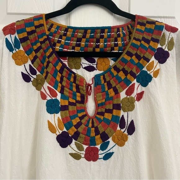 Embroidered Multicolor Women's Top - Picture 4 of 4